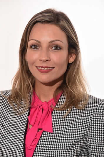 Mariana Queiroz Aquino