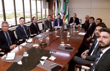 Corregedor do Superior Tribunal Militar é recebido no TRF4