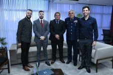 Cadastro de reserva é tema de encontro entre presidente do STM e deputado Reginaldo Veras (PV)