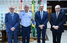 Presidente do STM recebe ministros da Suprema Corte