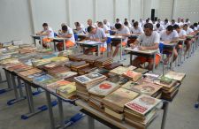 Projeto “Virando a Página” quer incentivar presos à leitura