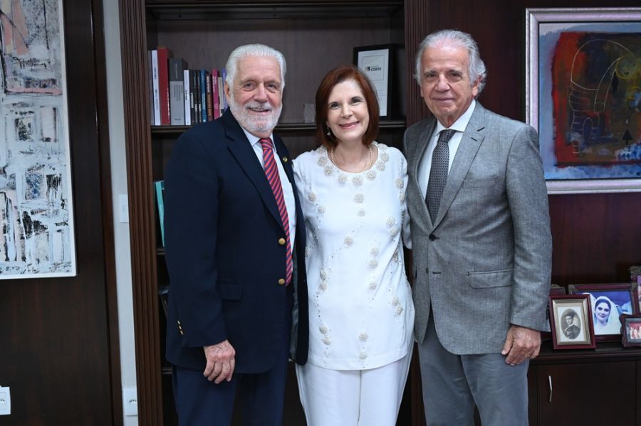 Ministros do STM recebem ministro da Defesa e líderes governistas para estreitar relações