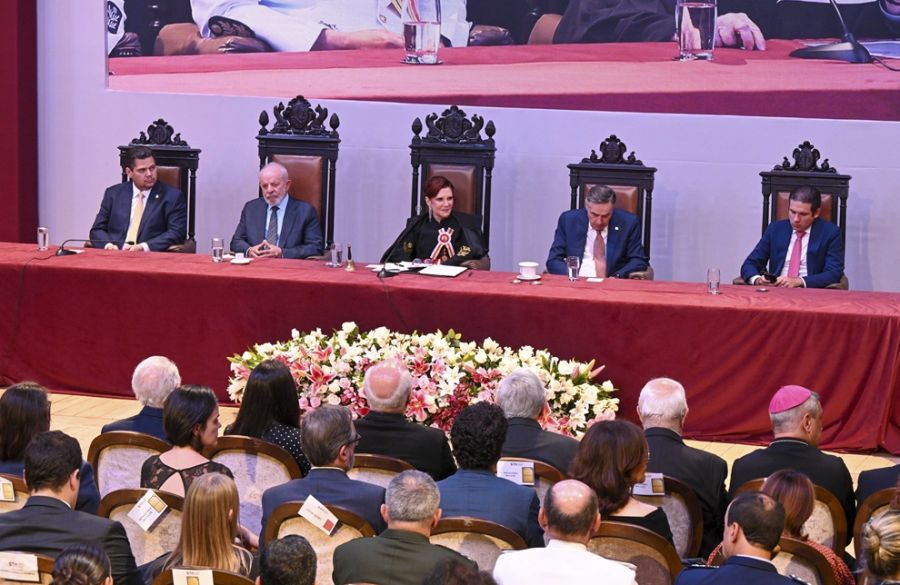 Ministra Maria Elizabeth Rocha toma posse como presidente do Superior Tribunal Militar