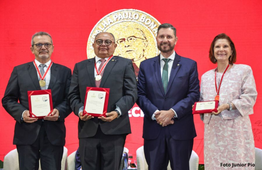 Presidente do STM é homenageada com a Medalha Paulo Bonavides na ALECE
