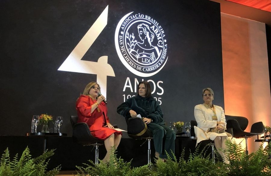 Presidente do STM participa de congresso nacional da ABMCJ em Belo Horizonte