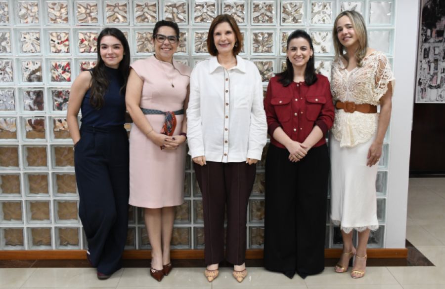 Presidente do STM recebe ONG de acolhimento a imigrantes
